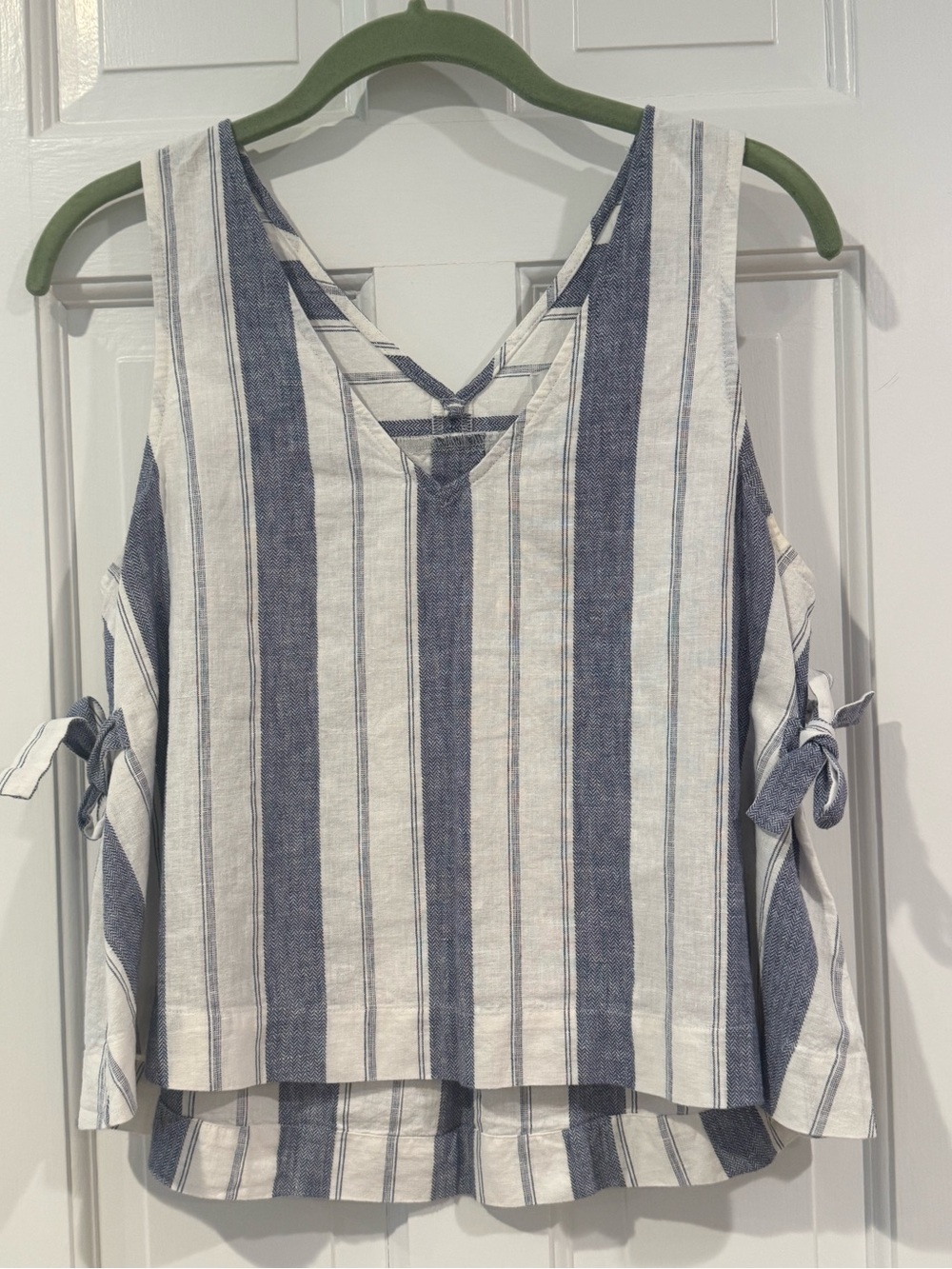 Madewell Blue and White Vertical Stripe Tank Top